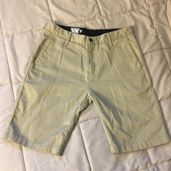 Volcom Other - Volcom khaki shorts